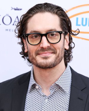 Amerikalı film yapımcısı Parker Finn, 27 Nisan 2025 'te Los Angeles, Kaliforniya' da Vibiana 'da düzenlenen Lupus LA Cuisine ulaştı.. 