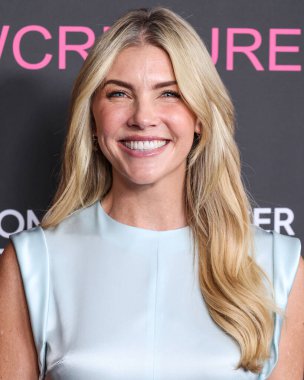 Amerikalı aktris, dansçı, televizyon kişiliği, fitness eğitmeni Amanda Kloots, 28 Nisan 2025 'te Beverly Hilton Hotel' de düzenlenen Kadın Kanser Araştırma Fonu 'nun Unutulmaz Akşam Yardım Galası 2025' ine geldi..