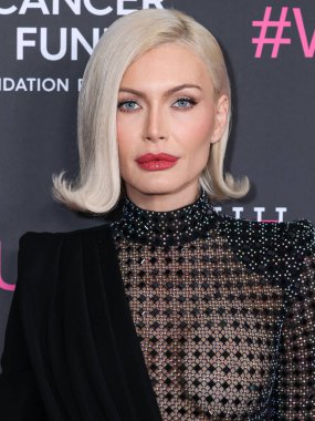 Keni Silva, 28 Nisan 2025 'te Beverly Hilton Oteli' nde düzenlenen Kadın Kanseri Araştırma Fonu 'nun Unutulmaz Akşam Yardım Galası 2025' e geldi..    