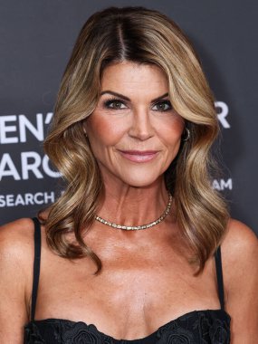 Amerikalı aktris Lori Loughlin, 28 Nisan 2025 'te Beverly Hilton Oteli' nde düzenlenen Kadın Kanser Araştırma Fonu 'nun Unutulmaz Akşam Yardım Galası 2025' e geldi..    
