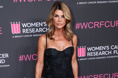Amerikalı aktris Lori Loughlin, 28 Nisan 2025 'te Beverly Hilton Oteli' nde düzenlenen Kadın Kanser Araştırma Fonu 'nun Unutulmaz Akşam Yardım Galası 2025' e geldi..    