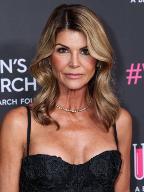 Amerikalı aktris Lori Loughlin, 28 Nisan 2025 'te Beverly Hilton Oteli' nde düzenlenen Kadın Kanser Araştırma Fonu 'nun Unutulmaz Akşam Yardım Galası 2025' e geldi..    