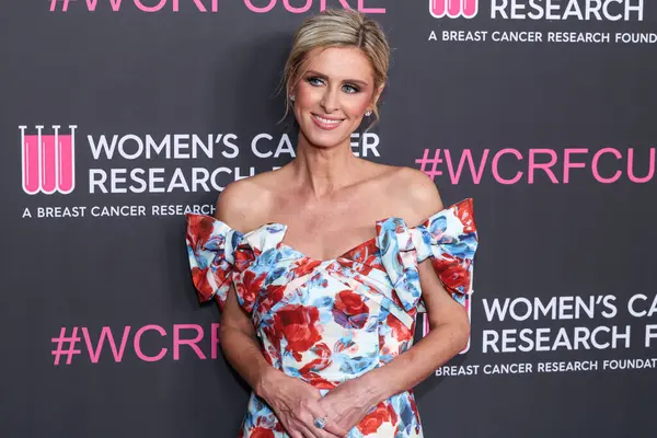 Amerikalı sosyete ve moda tasarımcısı Nicky Hilton Rothschild, 28 Nisan 2025 'te Beverly Hilton Oteli' nde düzenlenen Kadın Kanser Araştırma Fonu 'nun Unutulmaz Akşam Yardım Galası 2025' e geldi.    