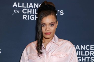 Amerikalı şarkıcı, söz yazarı ve oyuncu Andra Day (Cassandra Monique Batie), 30 Nisan 2025 'te Beverly Wilshire, Los Angeles' ta bulunan A Four Seasons Hotel 'de düzenlenen Çocuk Hakları için Müttefikler 33.