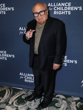 Amerikalı aktör, yapımcı ve yönetmen Danny DeVito, Beverly Wilshire, A Four Seasons Hotel 'de düzenlenen 33. Çocuk Hakları Birliği' ne 30 Nisan 2025 'te geldi.