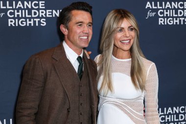 Amerikalı aktör ve senarist Rob McElhenney ve eşi / Amerikalı aktris ve komedyen Kaitlin Olson, 30 Nisan 2025 'te Beverly Wilshire, A Four Seasons Hotel' de düzenlenen Çocuk Hakları için Müttefikler 33.