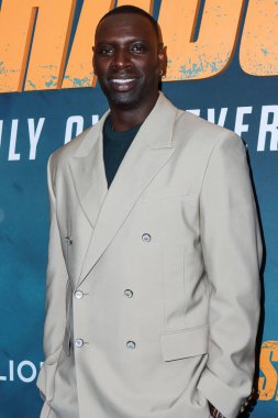 Fransız aktör Omar Sy, 1 Mayıs 2025 'te Manhattan, New York, New York, ABD' de bulunan AMC Lincoln Meydanı 'nda düzenlenen Liongate' nin 