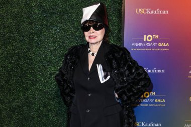 Amerikalı şarkıcı, koreograf, dansçı, aktris ve yönetmen Toni Basil, 3 Mayıs 2025 'te Güney Kaliforniya Üniversitesi' nde düzenlenen USC Glorya Kaufman Dans Okulu 10. 