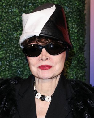 Amerikalı şarkıcı, koreograf, dansçı, aktris ve yönetmen Toni Basil, 3 Mayıs 2025 'te Güney Kaliforniya Üniversitesi' nde düzenlenen USC Glorya Kaufman Dans Okulu 10. 