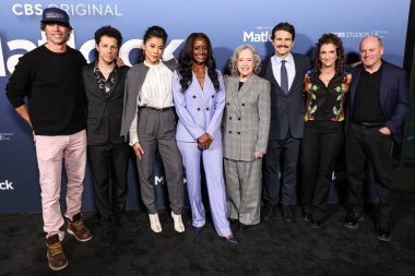 Eric Christian Olsen, David Del Rio, Leah Lewis, Skye P. Marshall, Kathy Bates, Jason Ritter, Jennie Snyder Urman ve David Stapf, 5 Mayıs 2025 'te DGA Tiyatro Kompleksi' nde düzenlenen CBS 'nin' Matlock '1. sezon Emmy FYC etkinliğine geldiler.       