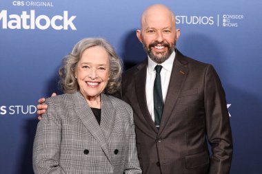 Kathy Bates ve Jon Cryer, 5 Mayıs 2025 'te Amerika Yönetmenler Birliği' ndeki DGA Tiyatro Kompleksi 'nde düzenlenen 1..     