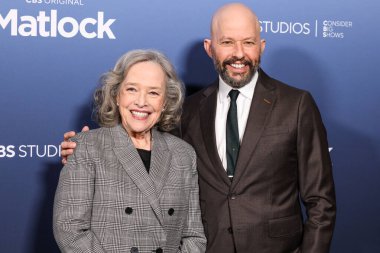 Kathy Bates ve Jon Cryer, 5 Mayıs 2025 'te Amerika Yönetmenler Birliği' ndeki DGA Tiyatro Kompleksi 'nde düzenlenen 1..     