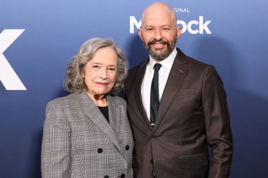 Kathy Bates ve Jon Cryer, 5 Mayıs 2025 'te Amerika Yönetmenler Birliği' ndeki DGA Tiyatro Kompleksi 'nde düzenlenen 1..     