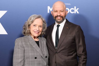 Kathy Bates ve Jon Cryer, 5 Mayıs 2025 'te Amerika Yönetmenler Birliği' ndeki DGA Tiyatro Kompleksi 'nde düzenlenen 1..     
