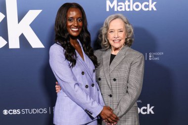 Skye P. Marshall ve Kathy Bates, 5 Mayıs 2025 'te Amerika Yönetmenler Derneği' ndeki DGA Tiyatro Kompleksi 'nde düzenlenen CBS' nin 1. Sezon, Emmy FYC etkinliğine geldiler..     