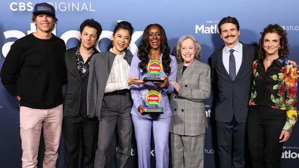 Eric Christian Olsen, David Del Rio, Leah Lewis, Skye P. Marshall, Kathy Bates, Jason Ritter, Jennie Snyder Urman, CBS 'nin' Matlock '1. sezon Emmy FYC etkinliğine katıldı.