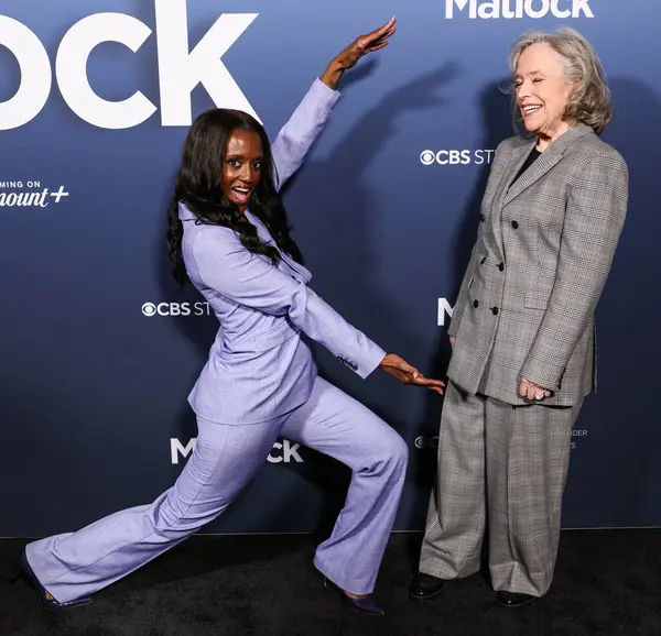 Skye P. Marshall ve Kathy Bates, 5 Mayıs 2025 'te Amerika Yönetmenler Derneği' ndeki DGA Tiyatro Kompleksi 'nde düzenlenen CBS' nin 1. Sezon, Emmy FYC etkinliğine geldiler..     