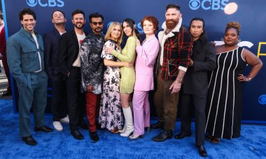 Hayaletler 'den Asher Grodman, Brandon Scott Jones, Richie Moriarty, Utkarsh Ambudkar, Rose McIver, Joe Wiseman, Joe Port, Sheila Carrasco, Rebecca Wisocki, Devan Long, Roman Zaragoza ve Danielle Pinnock 7 Mayıs 2025' te ABD 'nin Los Angeles şehrindeki CBSFEST' e geldiler.