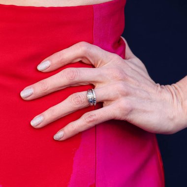 Elsbeth 'ten Carrie Preston, CBSFEST 2025-2026 yıllarında Paramount Stüdyoları' nda 7 Mayıs 2025 'te ABD' nin Kaliforniya eyaletinin Los Angeles şehrinde gerçekleştirilen duyuruya geldi..    