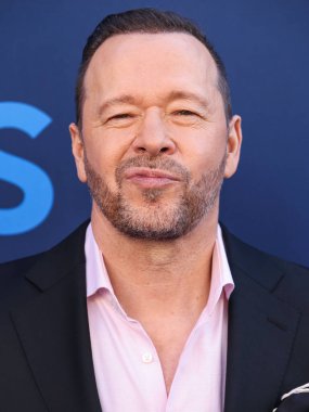 Boston Blue 'dan Donnie Wahlberg, CBSFEST 2025-2026: Paramount Stüdyoları' nda 7 Mayıs 2025 'te ABD' nin Kaliforniya eyaletinin Los Angeles şehrinde düzenlenen duyuru programına ulaştı..    