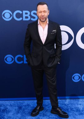 Boston Blue 'dan Donnie Wahlberg, CBSFEST 2025-2026: Paramount Stüdyoları' nda 7 Mayıs 2025 'te ABD' nin Kaliforniya eyaletinin Los Angeles şehrinde düzenlenen duyuru programına ulaştı..    