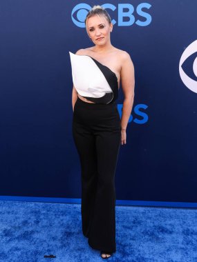 Georgie & Mandy 'nin İlk Evliliği' nden Emily Osment, CBSFEST 2025-2026: Paramount Stüdyoları 'nda 7 Mayıs 2025' te, ABD 'nin Los Angeles, Kaliforniya' da gerçekleştirilen duyuru.      