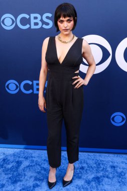 Watson 'dan Eve Harlow, CBSFEST 2025-2026' ya ulaşır: Paramount Stüdyoları 'nda 7 Mayıs 2025' te düzenlenecek duyuru, ABD 'nin Los Angeles şehrinde gerçekleştirilmiştir..    