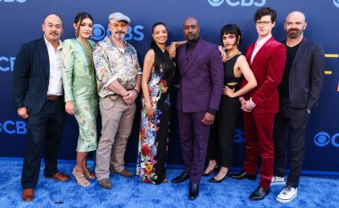 Larry Teng, Ritchie Coster, Inga Schlingmann, Rochelle Aytes, Morris Chestnut, Eve Harlow, Peter Mark Kendall ve WATSON 'dan Craig Sweeny, CBSFEST 2025-2026: Paramount Stüdyoları' nda 7 Mayıs 2025 tarihinde düzenlenen programa geldiler.