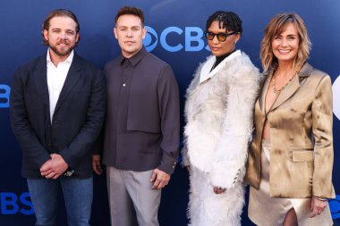Ateş Ülkesi 'nden Max Thieriot, Kevin Alejandro, Jules Latimer ve Diane Farr, CBSFEST 2025-2026: Paramount Stüdyoları' nda 7 Mayıs 2025 'te ABD' nin Los Angeles şehrinde düzenlenen duyuruya geldiler.. 