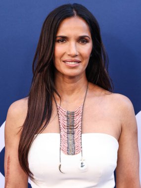 Amerika 'nın Mutfak Kupası' ndan Padma Lakshmi, CBSFEST 2025-2026 'ya ulaştı: Paramount Stüdyoları' nda 7 Mayıs 2025 'te Los Angeles, Kaliforniya, ABD' de düzenlenen program duyurusu. 