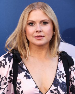 Ghosts 'tan Rose McIver, CBSFEST 2025-2026' ya ulaştı: Paramount Stüdyoları 'nda 7 Mayıs 2025' te ABD 'nin Kaliforniya eyaletinin Los Angeles şehrinde düzenlenen duyuru.