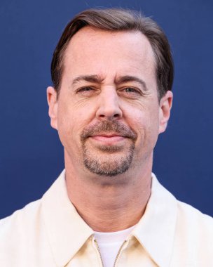 NCIS 'ten Sean Murray, CBSFEST 2025-2026 yıllarında Paramount Stüdyoları' nda 7 Mayıs 2025 'te ABD' nin Kaliforniya eyaletinin Los Angeles şehrinde düzenlenen duyuruya geldi..