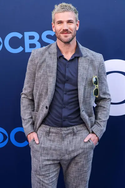 NCIS 'ten Austin Stowell: Kökenler CBSFEST 2025-2026' ya ulaşır: Paramount Stüdyolarında 7 Mayıs 2025 'te ABD' nin Los Angeles, Kaliforniya 'da düzenlenecek duyuru.