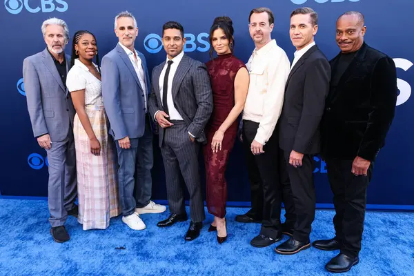 Gary Cole, Diona Reasonover, Steven D. Binder, Wilmer Valderrama, Katrina Law, Sean Murray, Brian Dietzan, ve Rocky Carroll, NCIS 'ten CBSFEST 2025-2026: 7 Mayıs 2025' te Paramount Stüdyoları 'nda düzenlenen programa geldiler.