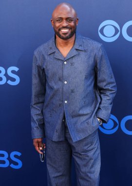 Let 's Made a Deal grubundan Wayne Brady, CBSFEST 2025-2026 yıllarında Paramount Stüdyoları' nda 7 Mayıs 2025 'te ABD' nin Los Angeles şehrinde gerçekleştirilen duyuruya geldi.. 