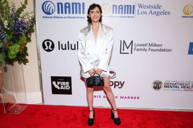 Amerikalı aktör, şarkıcı ve dansçı Alyson Stoner, 8 Mayıs 2025 'te Beverly Hills, Los Angeles, Kaliforniya, ABD' de düzenlenen Ulusal Akıl Hastalıkları Birliği (NAMI) 2025 Akıl Sağlığı Galası 'na geldi.