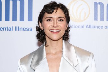 Amerikalı aktör, şarkıcı ve dansçı Alyson Stoner, 8 Mayıs 2025 'te Beverly Hills, Los Angeles, Kaliforniya, ABD' de düzenlenen Ulusal Akıl Hastalıkları Birliği (NAMI) 2025 Akıl Sağlığı Galası 'na geldi.
