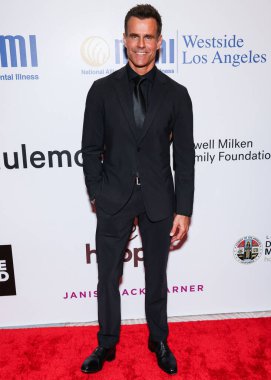 Kanadalı aktör ve televizyon sunucusu Cameron Mathison, 8 Mayıs 2025 'te Beverly Hills Hotel' de düzenlenen Ulusal Akıl Hastalıkları Birliği (NAMI) 2025 Akıl Sağlığı Galasına geldi.