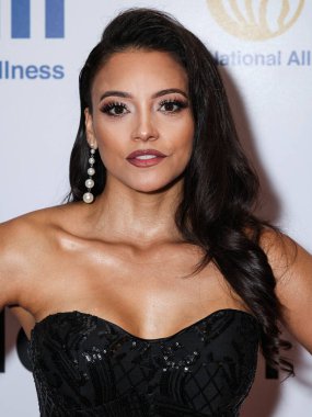 Amerikalı aktris Gabrielle Walsh, 8 Mayıs 2025 'te Beverly Hills Otel' de düzenlenen Maybelline tarafından sunulan Ulusal Akıl Hastalıkları Birliği (NAMI) 2025 Akıl Sağlığı Galasına geldi..