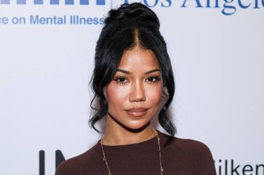 Amerikalı R & B şarkıcısı ve söz yazarı Jhen Aiko (Jhene Aiko), 8 Mayıs 2025 'te Beverly Hills Hotel' de düzenlenen Ulusal Akıl Hastalıkları Birliği (NAMI) 2025 Akıl Sağlığı Galasına geldi.