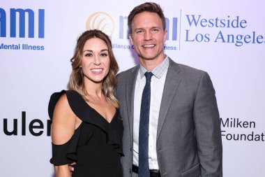 Kelsey Mayfield ve Amerikalı aktör Scott Porter, 8 Mayıs 2025 'te Beverly Hills Hotel' de düzenlenen Ulusal Akıl Hastalıkları Birliği (NAMI) 2025 Akıl Sağlığı Galası 'na geldiler.