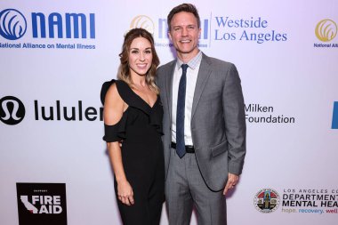 Kelsey Mayfield ve Amerikalı aktör Scott Porter, 8 Mayıs 2025 'te Beverly Hills Hotel' de düzenlenen Ulusal Akıl Hastalıkları Birliği (NAMI) 2025 Akıl Sağlığı Galası 'na geldiler.