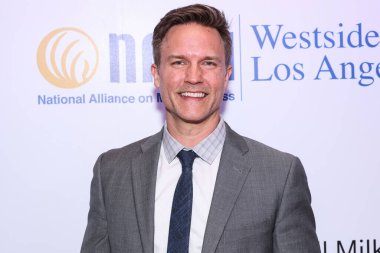 Amerikalı aktör Scott Porter, 8 Mayıs 2025 'te Beverly Hills Otel' de düzenlenen Maybelline tarafından sunulan Ulusal Akıl Hastalıkları Birliği (NAMI) 2025 Akıl Sağlığı Galasına geldi..     