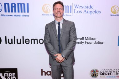 Amerikalı aktör Scott Porter, 8 Mayıs 2025 'te Beverly Hills Otel' de düzenlenen Maybelline tarafından sunulan Ulusal Akıl Hastalıkları Birliği (NAMI) 2025 Akıl Sağlığı Galasına geldi..     