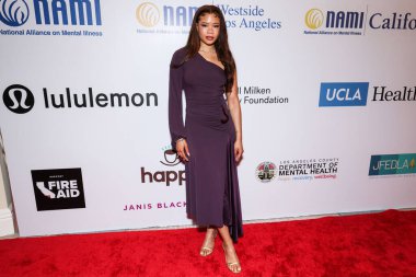 Amerikalı aktris Storm Reid, 8 Mayıs 2025 'te Beverly Hills Hotel' de düzenlenen Maybelline tarafından sunulan Ulusal Akıl Hastalıkları Birliği (NAMI) 2025 Akıl Sağlığı Galasına geldi..     