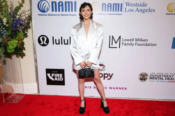 Amerikalı aktör, şarkıcı ve dansçı Alyson Stoner, 8 Mayıs 2025 'te Beverly Hills, Los Angeles, Kaliforniya, ABD' de düzenlenen Ulusal Akıl Hastalıkları Birliği (NAMI) 2025 Akıl Sağlığı Galası 'na geldi.