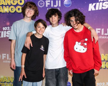 Cameron Trueblood, Ethan Trueblood, Mason Trueblood ve Dylan Trueblood müzik grubu Trueblood, 10 Mayıs 2025 'te Huntington Beach' te düzenlenen Fiji Havayolları tarafından sunulan iHeartRadio 'nun 102.7 KIIS FM Wango Tango 2025' ine geldiler.