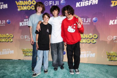 Cameron Trueblood, Ethan Trueblood, Mason Trueblood ve Dylan Trueblood müzik grubu Trueblood, 10 Mayıs 2025 'te Huntington Beach' te düzenlenen Fiji Havayolları tarafından sunulan iHeartRadio 'nun 102.7 KIIS FM Wango Tango 2025' ine geldiler.
