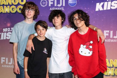 Cameron Trueblood, Ethan Trueblood, Mason Trueblood ve Dylan Trueblood müzik grubu Trueblood, 10 Mayıs 2025 'te Huntington Beach' te düzenlenen Fiji Havayolları tarafından sunulan iHeartRadio 'nun 102.7 KIIS FM Wango Tango 2025' ine geldiler.