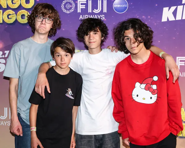 Cameron Trueblood, Ethan Trueblood, Mason Trueblood ve Dylan Trueblood müzik grubu Trueblood, 10 Mayıs 2025 'te Huntington Beach' te düzenlenen Fiji Havayolları tarafından sunulan iHeartRadio 'nun 102.7 KIIS FM Wango Tango 2025' ine geldiler.